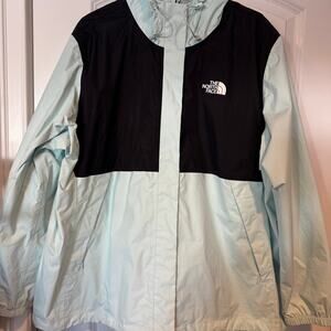 The North Face Womans Windbreaker
